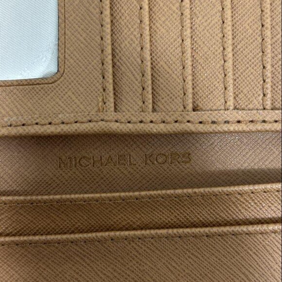 Michael Kors Jet Set Travel Passport Case wallet MK Signature - Picture 5 of 5